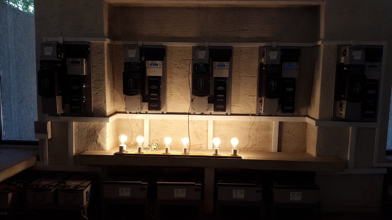 Laborator SNE — instalație fotovoltaică